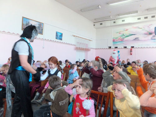 Новогоднее представление в школе поселка Железнодорожное, 24 декабря 2012 года